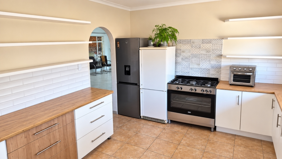 4 Bedroom Property for Sale in Doringkruin North West